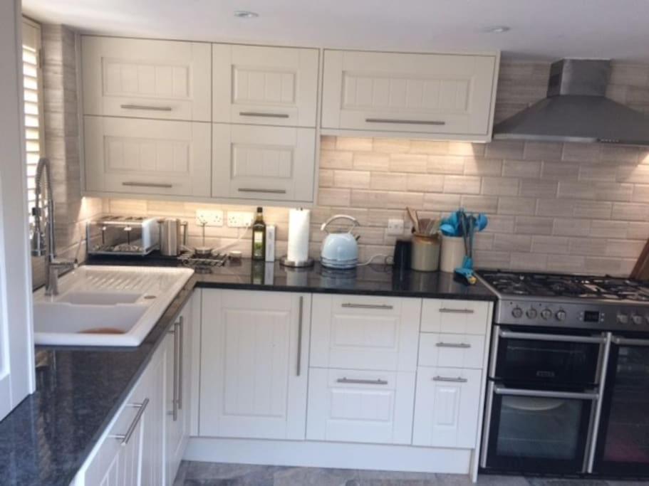 River Road, Littlehampton, Executive Apartment Kültér fotó